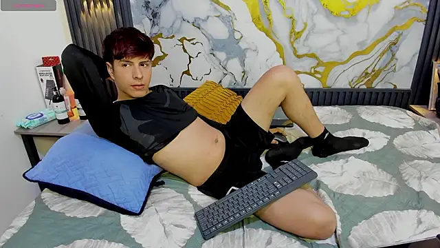 Estiv18  online show from 02/19/26, 01:34