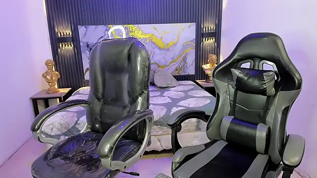 Estiv18  online show from 04/21/26, 03:46