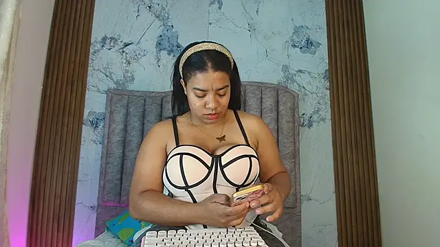 kendrakaramelo online show from 02/14/26, 05:10