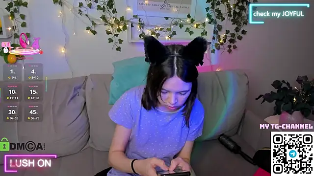 Chio Mio online show from 09/17/25, 02:02