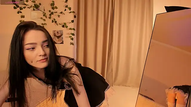 Bella  Faith online show from 03/16/25, 05:36