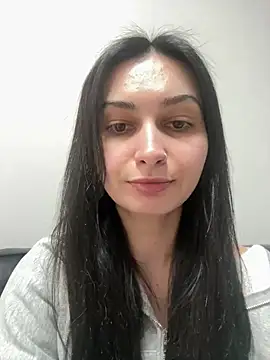 lunalovelee online show from 02/19/26, 11:17