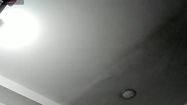 Snapshot of EmiliaRose_ chatting on 05/12/26, 09:01 EmiliaRose online show from 05/12/26, 09:01