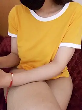 Snapshot of Yaraa3 chatting on 03/19/25, 03:41 Yaraa3 online show from 03/19/25, 03:41