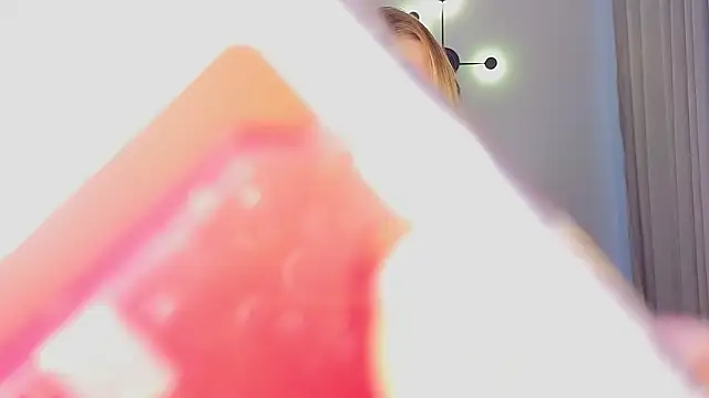 Caroline  Brown online show from 09/10/25, 02:00