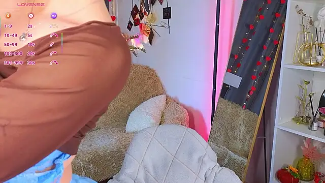 Caroline  Brown online show from 03/18/26, 05:54