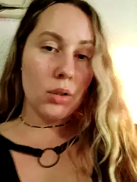 Mona Plus online show from 03/12/25, 12:15