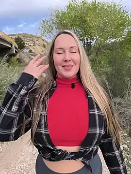 Mona Plus online show from 11/02/25, 07:33