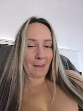 Mona Plus online show from 01/06/26, 07:34