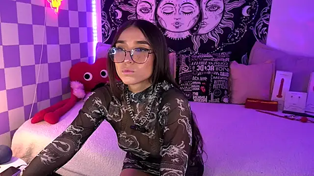 verosmit1 online show from 03/18/25, 10:58