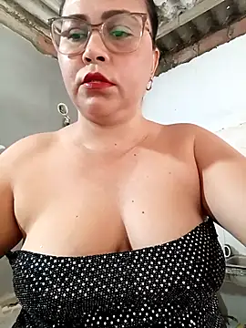 promiscuous-indecent-momm online show from 03/01/26, 02:41