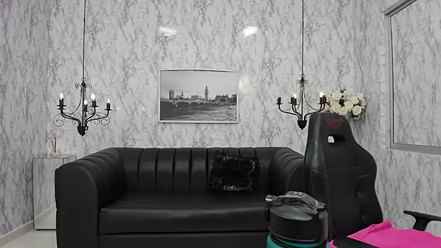 Layla palmer online show from 02/16/25, 01:47