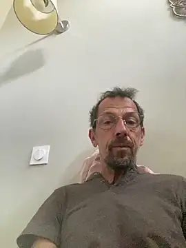 createur34 online show from 04/08/26, 06:46