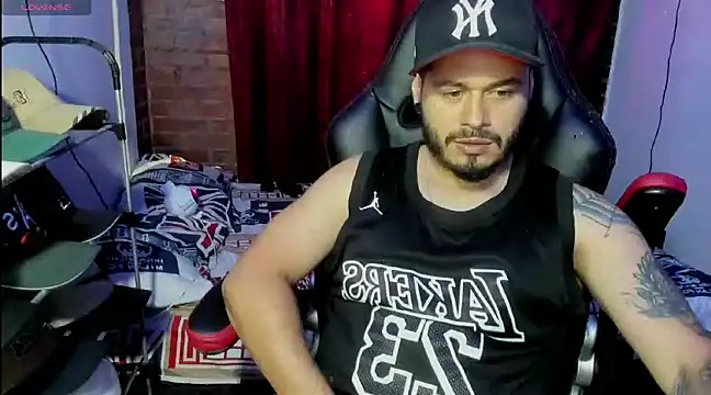 Snapshot of ragnar_lothbrok777 chatting on 02/18/25, 07:43 ragnar lothbrok777 online show from 02/18/25, 07:43