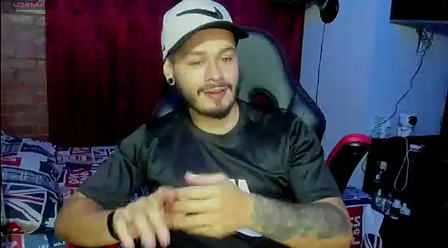 Snapshot of ragnar_lothbrok777 chatting on 02/19/25, 02:01 ragnar lothbrok777 online show from 02/19/25, 02:01