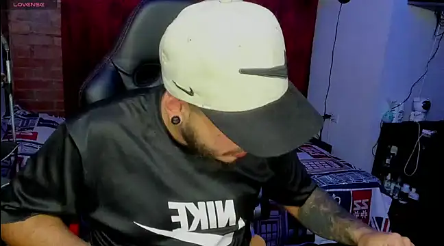 Snapshot of ragnar_lothbrok777 chatting on 02/19/25, 05:05 ragnar lothbrok777 online show from 02/19/25, 05:05