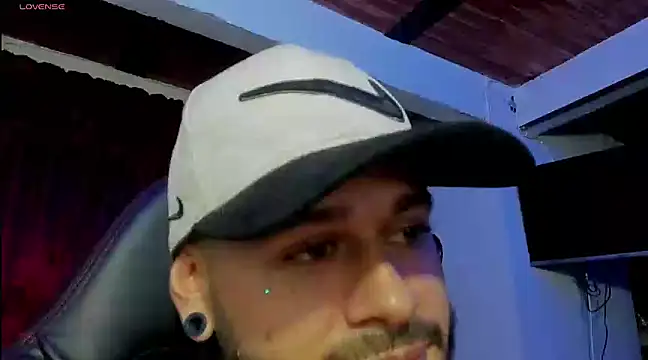 Snapshot of ragnar_lothbrok777 chatting on 02/23/25, 12:41 ragnar lothbrok777 online show from 02/23/25, 12:41