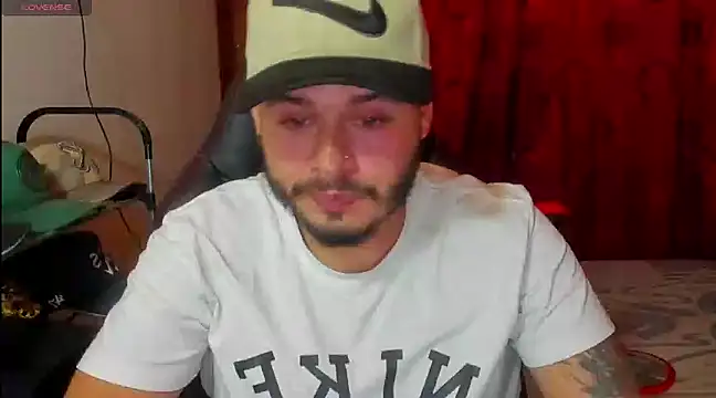 Snapshot of ragnar_lothbrok777 chatting on 03/11/25, 01:48 ragnar lothbrok777 online show from 03/11/25, 01:48