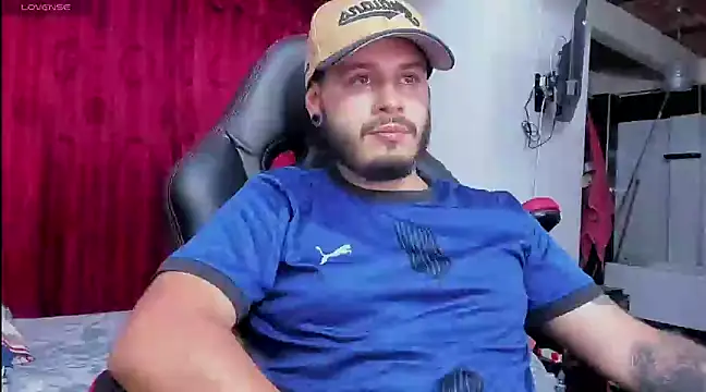 Snapshot of ragnar_lothbrok777 chatting on 03/22/25, 05:06 ragnar lothbrok777 online show from 03/22/25, 05:06