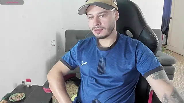 Snapshot of ragnar_lothbrok777 chatting on 09/26/25, 05:28 ragnar lothbrok777 online show from 09/26/25, 05:28