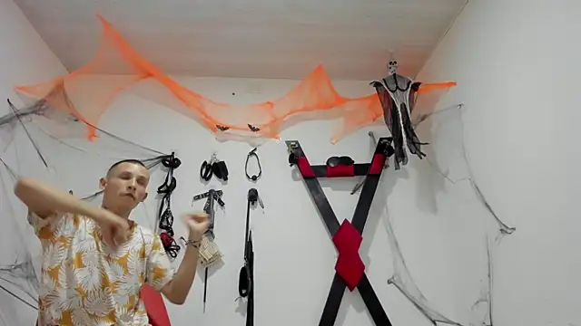 Isak Millan online show from 11/01/25, 10:23