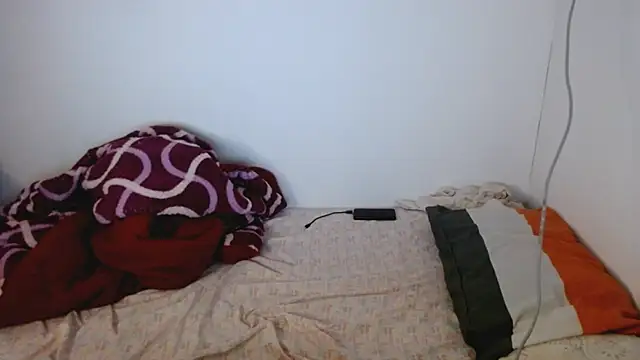 Snapshot of cholitohermoso chatting on 09/19/25, 03:56 cholitohermoso online show from 09/19/25, 03:56