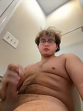 danyh2023 online show from 10/25/25, 08:36