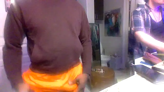 Sk00byJaXxX212 online show from 02/25/25, 11:44