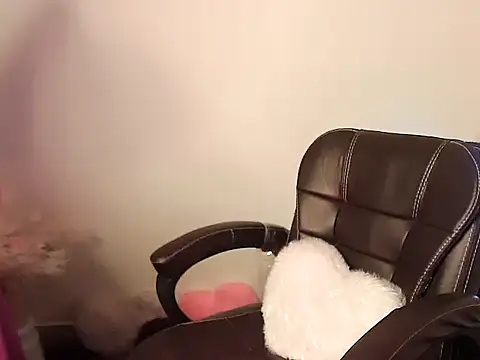 megancatluna online show from 11/30/25, 05:00