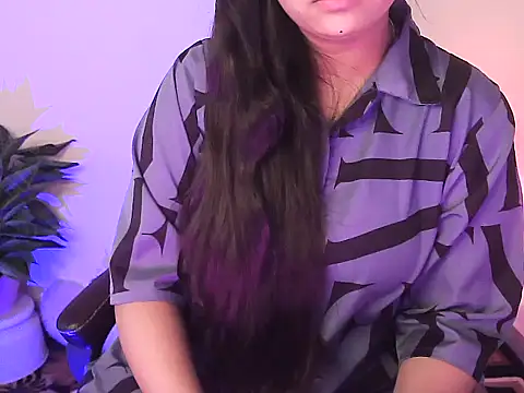 megancatluna online show from 12/16/25, 04:28