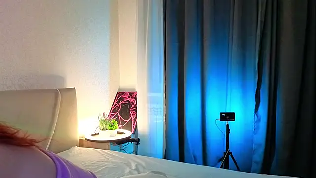 Snapshot of StacyWatts chatting on 07/04/26, 08:15 StacyWatts online show from 07/04/26, 08:15