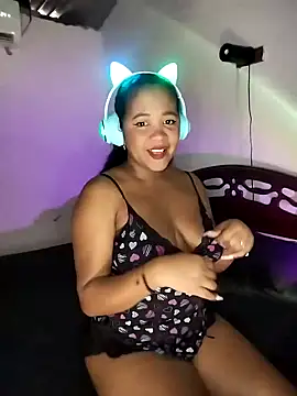 Snapshot of lilithathenea chatting on 02/19/25, 12:22 lilithathenea online show from 02/19/25, 12:22