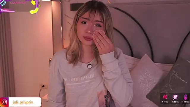 Julieta priv online show from 03/31/26, 03:12