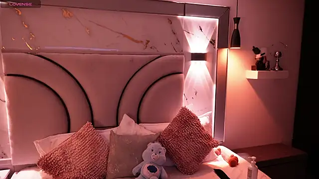 Julieta priv online show from 04/20/26, 02:42