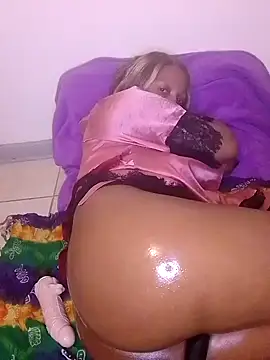 ChloeBab online show from 10/16/25, 08:32