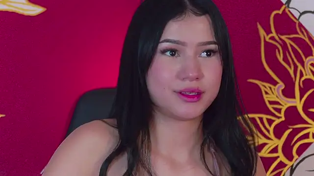 Arii moon online show from 02/13/25, 08:13