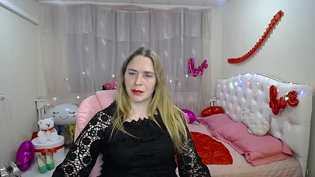Snapshot of TessaDaybreak chatting on 03/05/25, 04:24 TessaDaybreak online show from 03/05/25, 04:24
