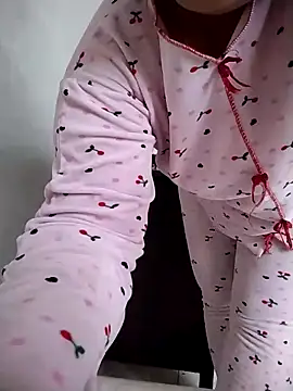 Dalou3a-69 online show from 10/04/25, 08:23