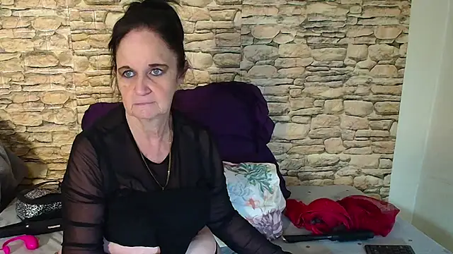 LuciousGrace online show from 09/25/25, 05:38