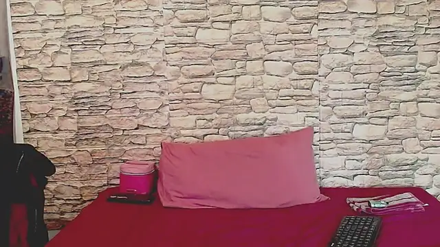 LuciousGrace online show from 04/21/26, 05:36