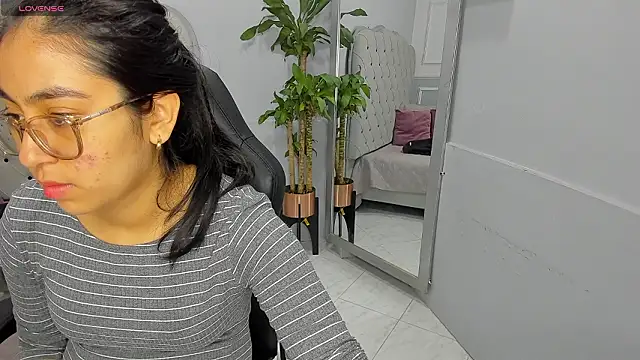 lucelly 15 online show from 02/13/26, 11:50