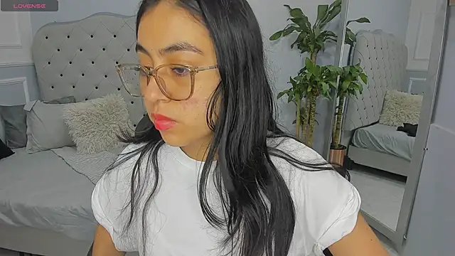 lucelly 15 online show from 02/17/26, 11:40