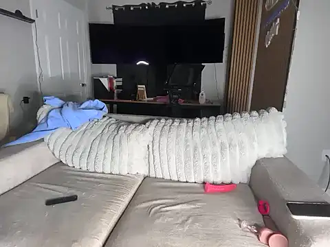 meggsworld online show from 04/16/26, 01:45