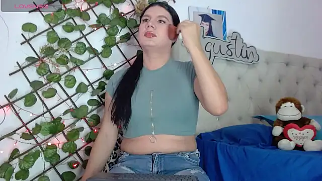 sexy veryy hot online show from 05/17/26, 06:04