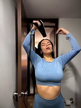 Naatalia online show from 03/27/26, 05:12