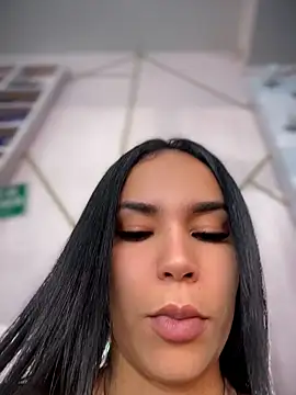Snapshot of Naatalia chatting on 06/11/26, 06:06 Naatalia online show from 06/11/26, 06:06