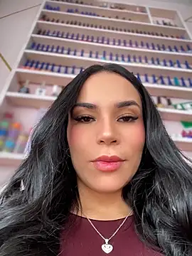 Snapshot of Naatalia chatting on 06/12/26, 05:34 Naatalia online show from 06/12/26, 05:34