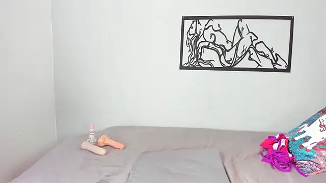 Snapshot of karina-lopez chatting on 10/17/25, 02:30 karina-lopez online show from 10/17/25, 02:30