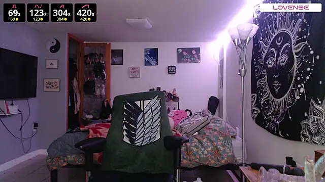 wetwildwhore online show from 10/31/25, 07:04