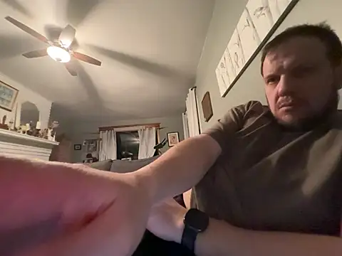 Snapshot of mxp1900 chatting on 03/11/26, 12:16 mxp1900 online show from 03/11/26, 12:16